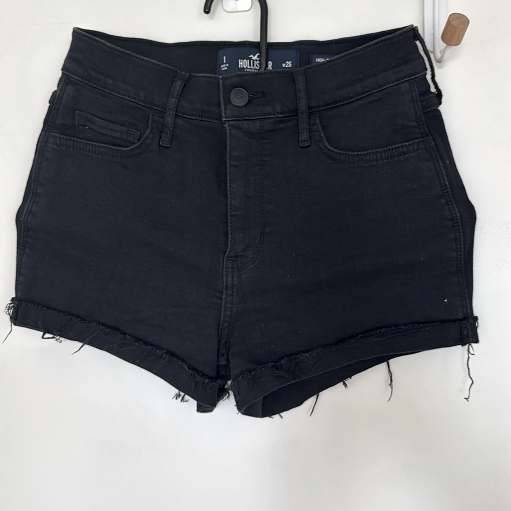Hollister black shorts